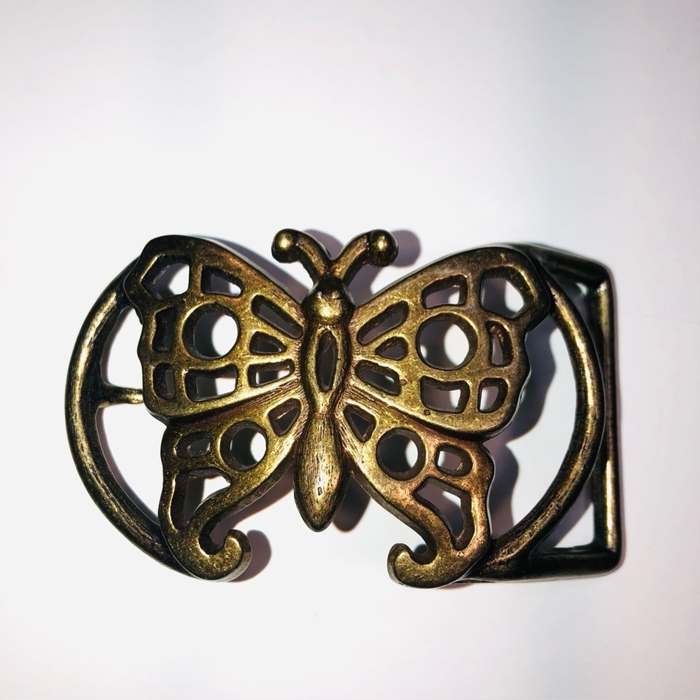 Large VINT Brass Beautiful Butterfly Belt Buckle Boho &Unbranded, 3 1/2 x 2 1/2”